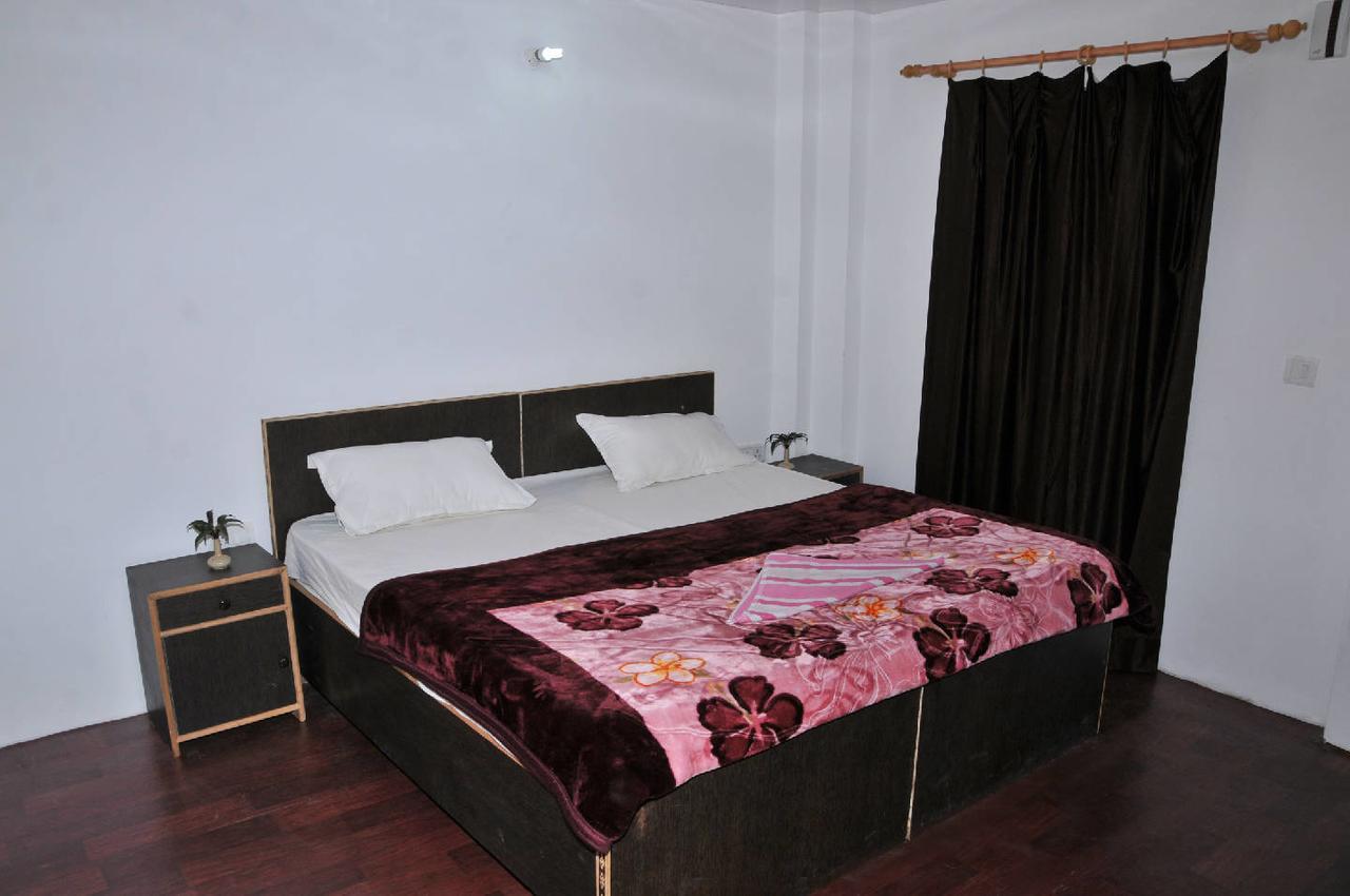 Raj Resort Rishikesh Tapovan ภายนอก รูปภาพ