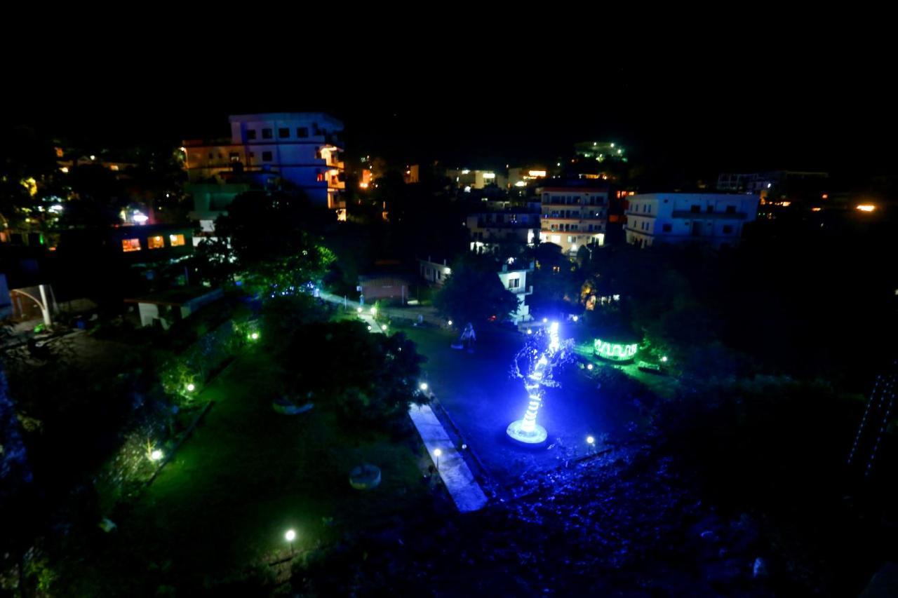 Raj Resort Rishikesh Tapovan ภายนอก รูปภาพ